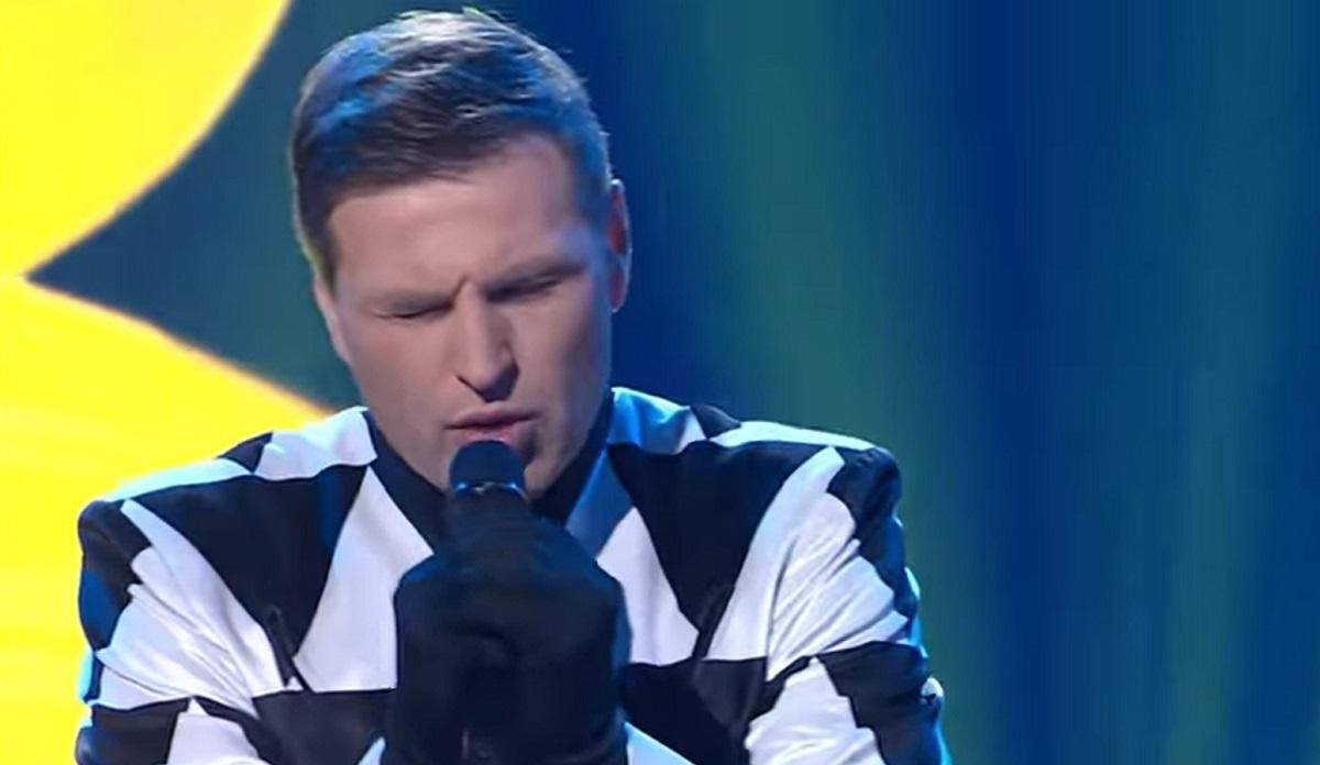 Президент Федерации волейбола Эстонии исполнил песню "Братья украинцы" эмоциональное видео - 24 канал Спорт Президент Федерации волейбола Эстонии исполнил песню "Братья украинцы" эмоциональное видео - 24 канал Спорт