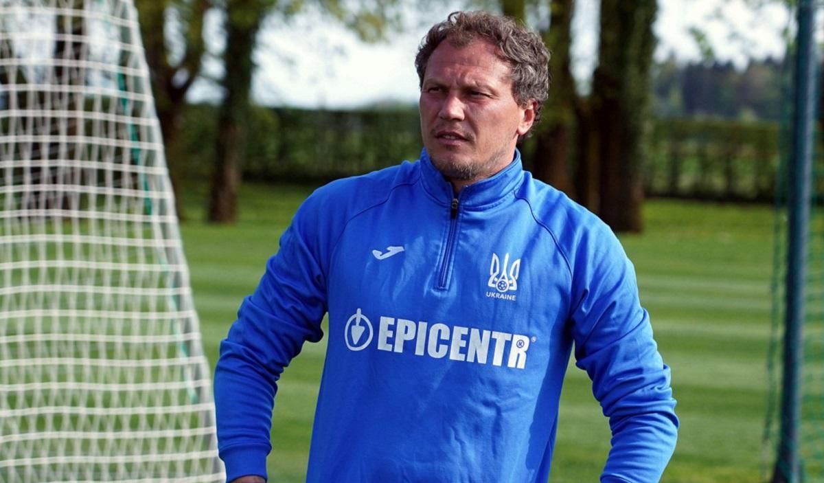 Жена Пятова не возразила, что ее муж может проститься с Шахтером. - 24 канал Спорт Жена Пятова не возразила, что ее муж может проститься с Шахтером. - 24 канал Спорт