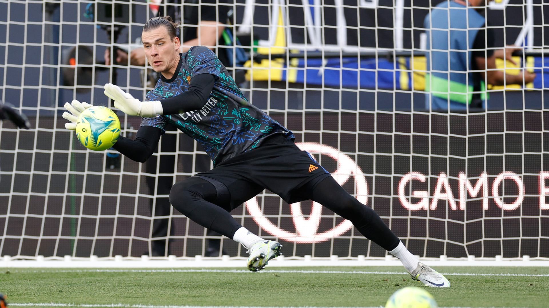 Український голкіпер Реала Лунін видав найкращий сейв туру у Ла Лізі - 24 канал Спорт Український голкіпер Реала Лунін видав найкращий сейв туру у Ла Лізі - 24 канал Спорт