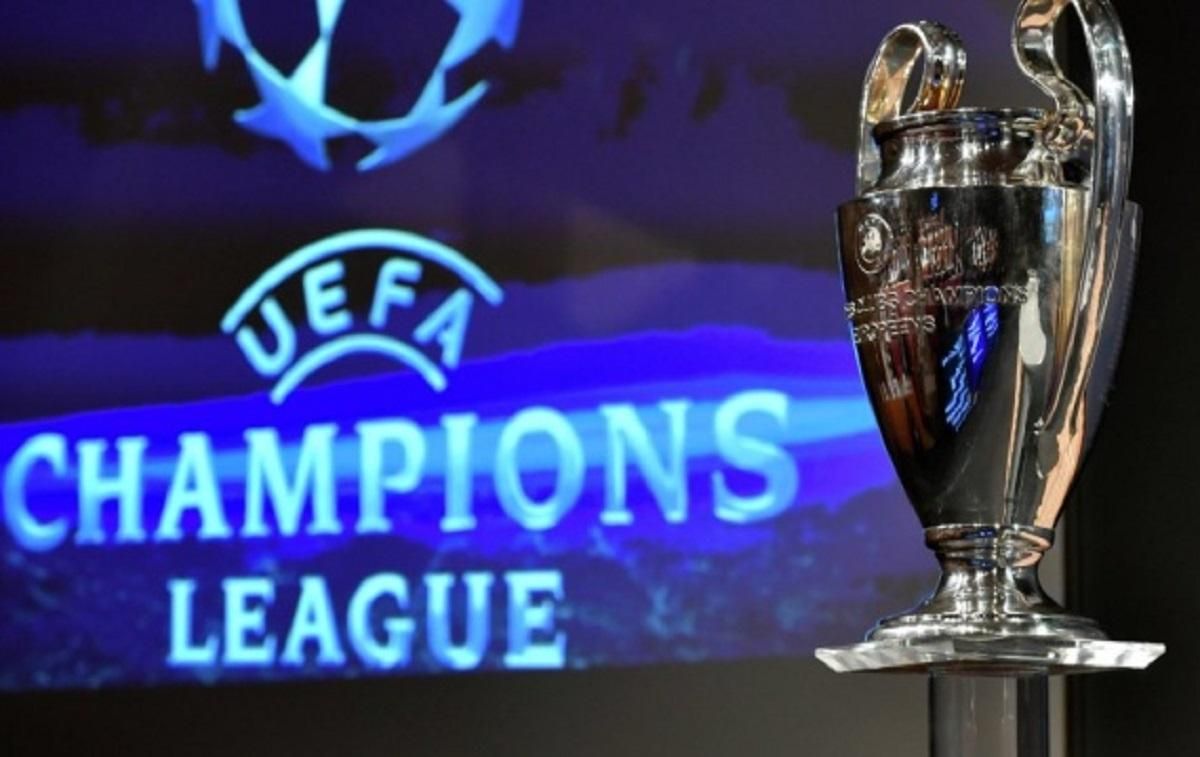 З написом "мир" в УЄФА представили офіційний м’яч фіналу Ліги чемпіонів - 24 канал Спорт З написом "мир" в УЄФА представили офіційний м’яч фіналу Ліги чемпіонів - 24 канал Спорт