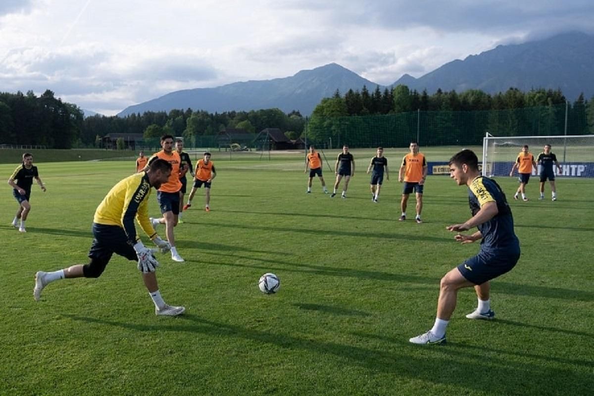 Змоделювали гру збірної Шотландії, – Петраков підбив підсумки двосторонньої гри - 24 канал Спорт Змоделювали гру збірної Шотландії, – Петраков підбив підсумки двосторонньої гри - 24 канал Спорт