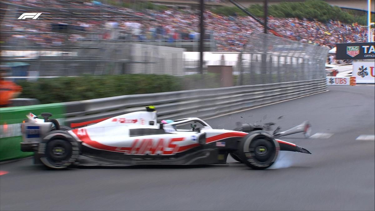 Шумахер попал в серьезную аварию на гран-при Монако  болид гонщика разломился на две части - 24 канал Спорт