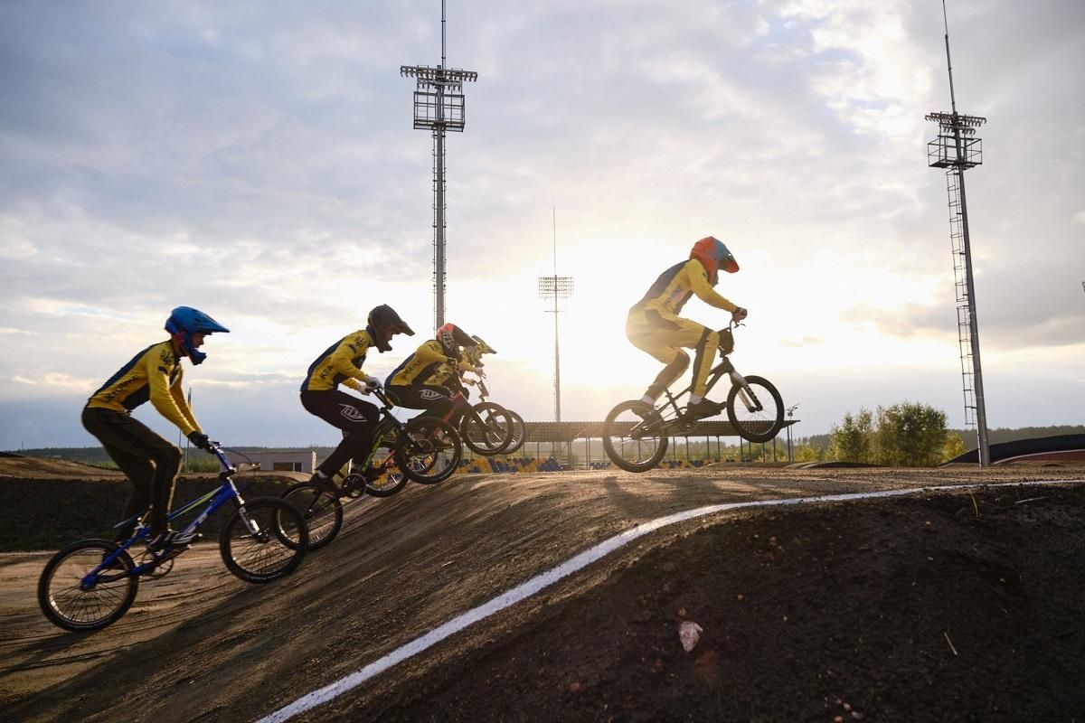 Окупанти зруйнували унікальний велокомплекс на Донеччині фото руйнувань - 30 мая 2022 - 24 канал Спорт Окупанти зруйнували унікальний велокомплекс на Донеччині фото руйнувань - 30 мая 2022 - 24 канал Спорт