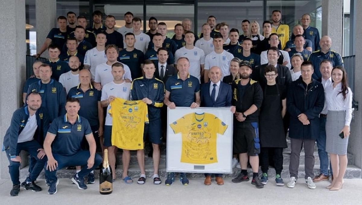 Петраков определился с заявкой сборной Украины на матч против Шотландии - 24 канал Спорт Петраков определился с заявкой сборной Украины на матч против Шотландии - 24 канал Спорт