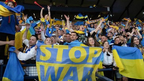 Українські фанати розкупили усі квитки на ключовий матч Уельс – Україна