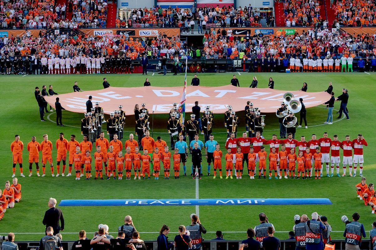 Фанати збірної Польщі влаштували бійку на трибунах під час матчу проти Нідерландів - 12 июня 2022 - 24 канал Спорт