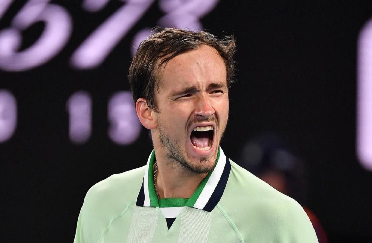 Російський тенісист влаштував істерику під час матчу, накричавши на тренера відео моменту - 20 июня 2022 - 24 канал Спорт Російський тенісист влаштував істерику під час матчу, накричавши на тренера відео моменту - 20 июня 2022 - 24 канал Спорт