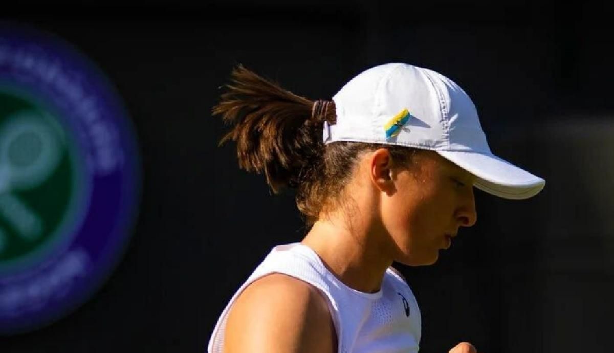 Вімблдон дозволив тенісистам виходити на корт з синьо-жовтими стрічками Вімблдон дозволив тенісистам виходити на корт з синьо-жовтими стрічками