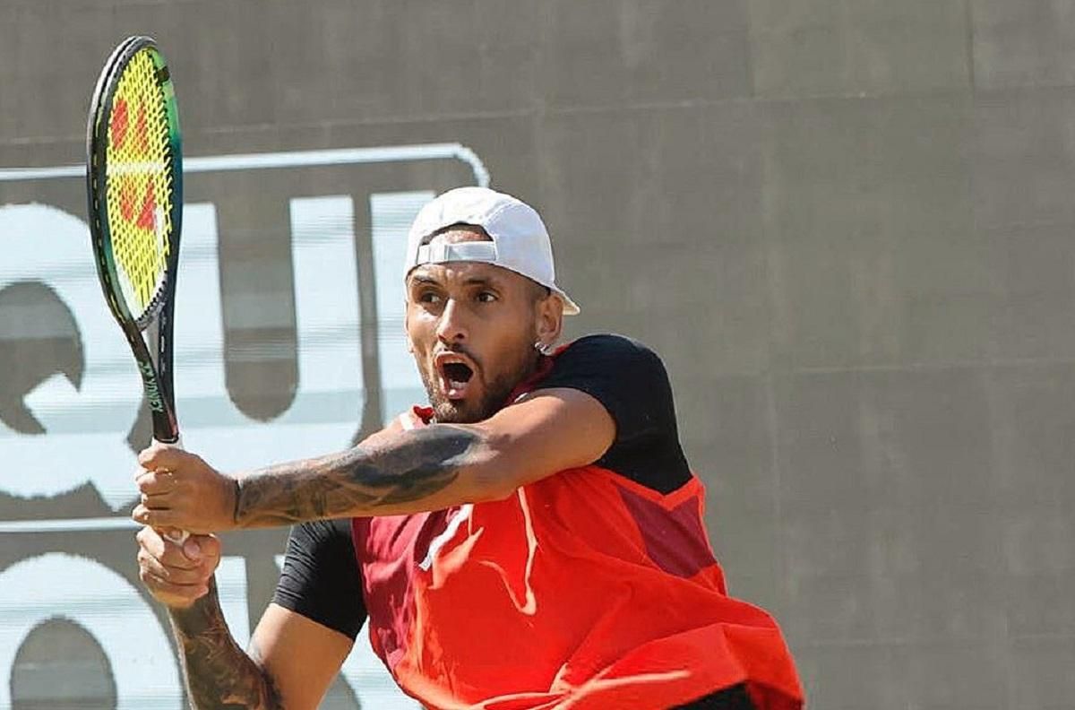 Колишня дівчина Кірьоса звинувачує його у нападі Колишня дівчина Кірьоса звинувачує його у нападі