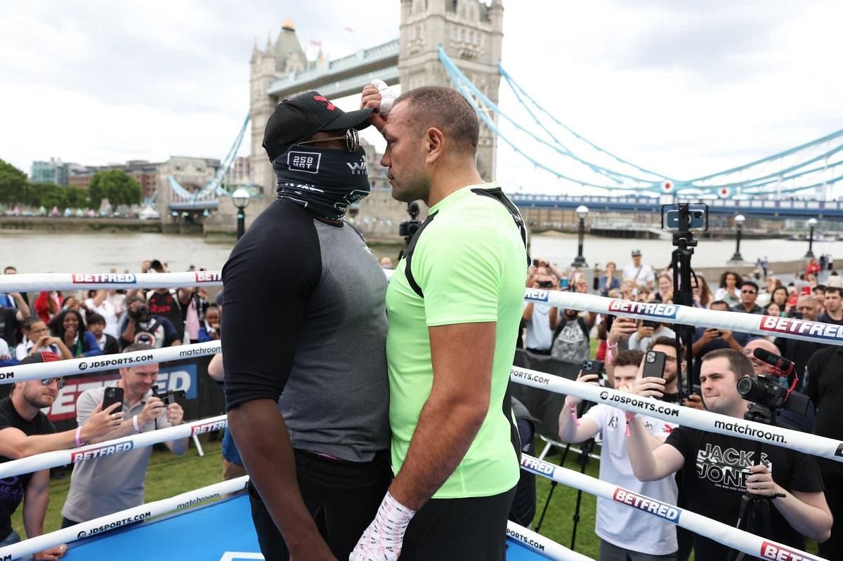 Пулев дерзко присвоил кепку Чисоры на дуэли взглядов Пулев дерзко присвоил кепку Чисоры на дуэли взглядов