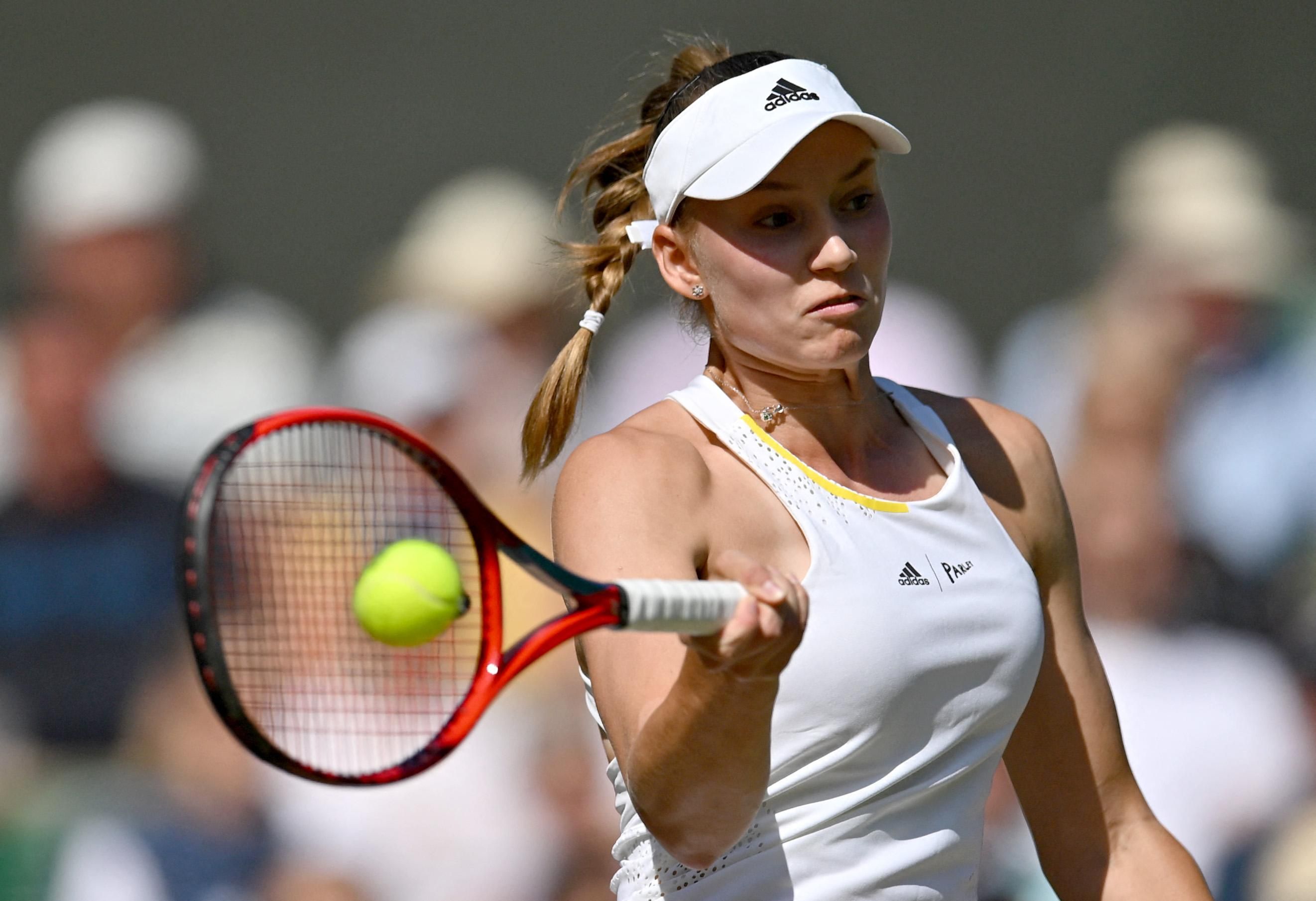 Финалистка Уимблдона Рыбакина может платить налоги в россии Финалистка Уимблдона Рыбакина может платить налоги в россии