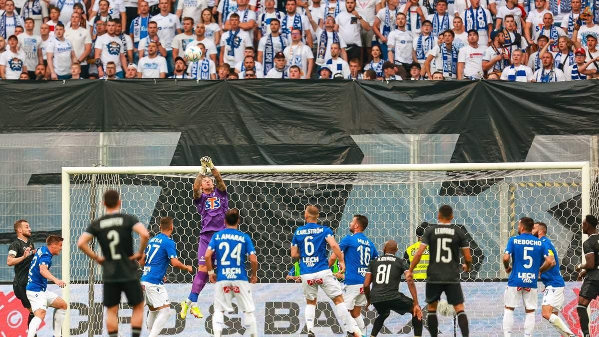 Артур Рудько пропустив п'ять голів у матчі кваліфікації Ліги чемпіонів Артур Рудько пропустив п'ять голів у матчі кваліфікації Ліги чемпіонів