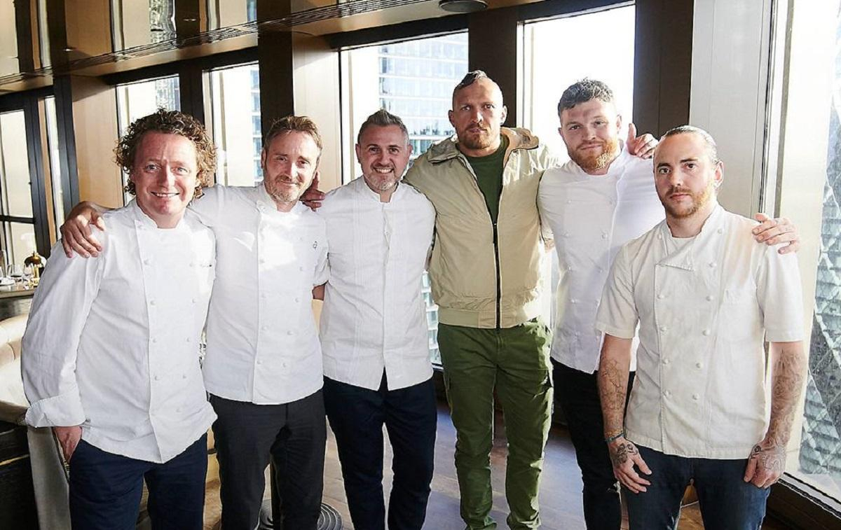 Усик отчитался, сколько денег удалось собрать во время благотворительного вечера в Лондоне - 24 канал Спорт