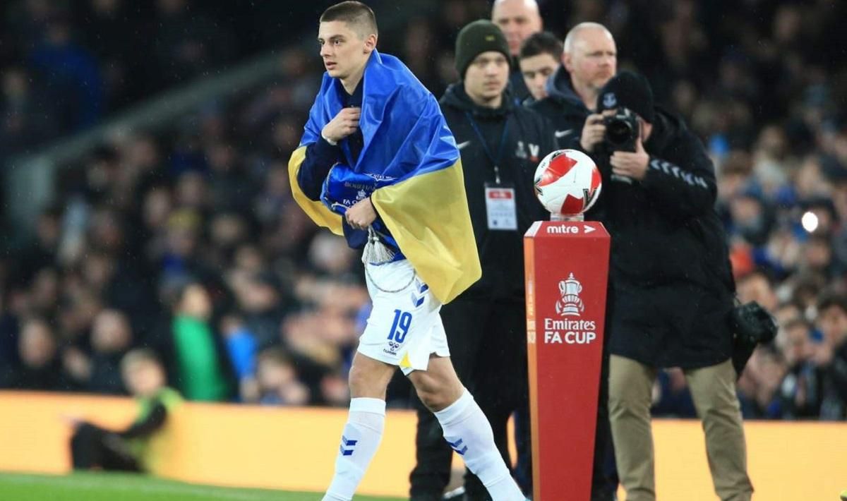 Благотворительный поступок Николенко - сколько автомобилей приобрел для ВСУ футболист Благотворительный поступок Николенко - сколько автомобилей приобрел для ВСУ футболист