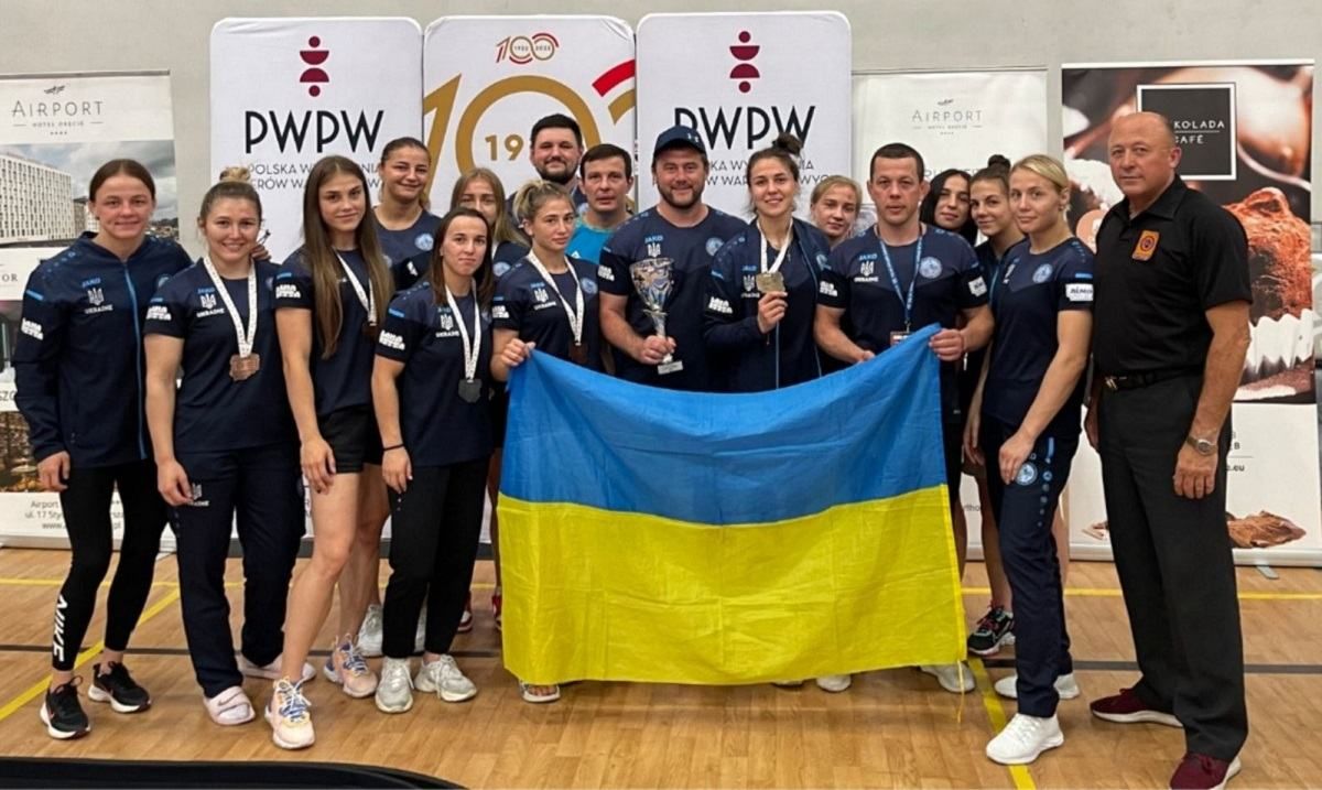 Скільки нагород здобули українські борчині у Варшаві