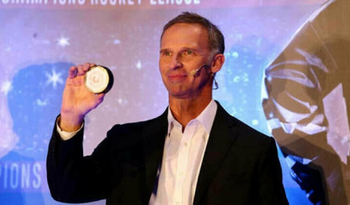 Легендарний чеський хокеїст пропонує ув'язнювати на 15 років гравців, які працюють в росії - 24 канал Спорт Легендарний чеський хокеїст пропонує ув'язнювати на 15 років гравців, які працюють в росії - 24 канал Спорт