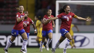 Футболистка Коста-Рики забила безумный гол прямым ударом со штрафного на ЧМ: яркое видео