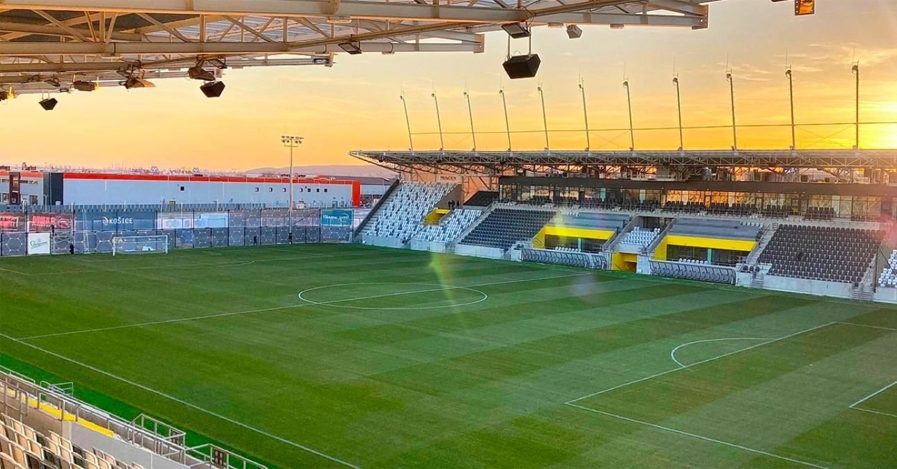 Стадіон в Кошице, де виступатиме Дніпро-1 Стадіон в Кошице, де виступатиме Дніпро-1