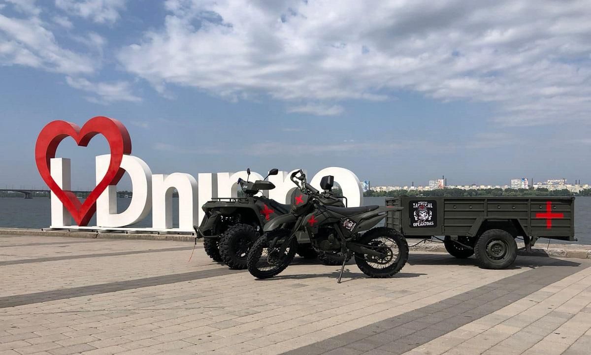 Зозуля приобрел уникальную скорую для ВСУ Зозуля приобрел уникальную скорую для ВСУ