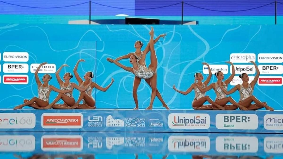 8 золотых наград: Украинки выиграли медальный зачет на чемпионате Европы по водным видам спорта