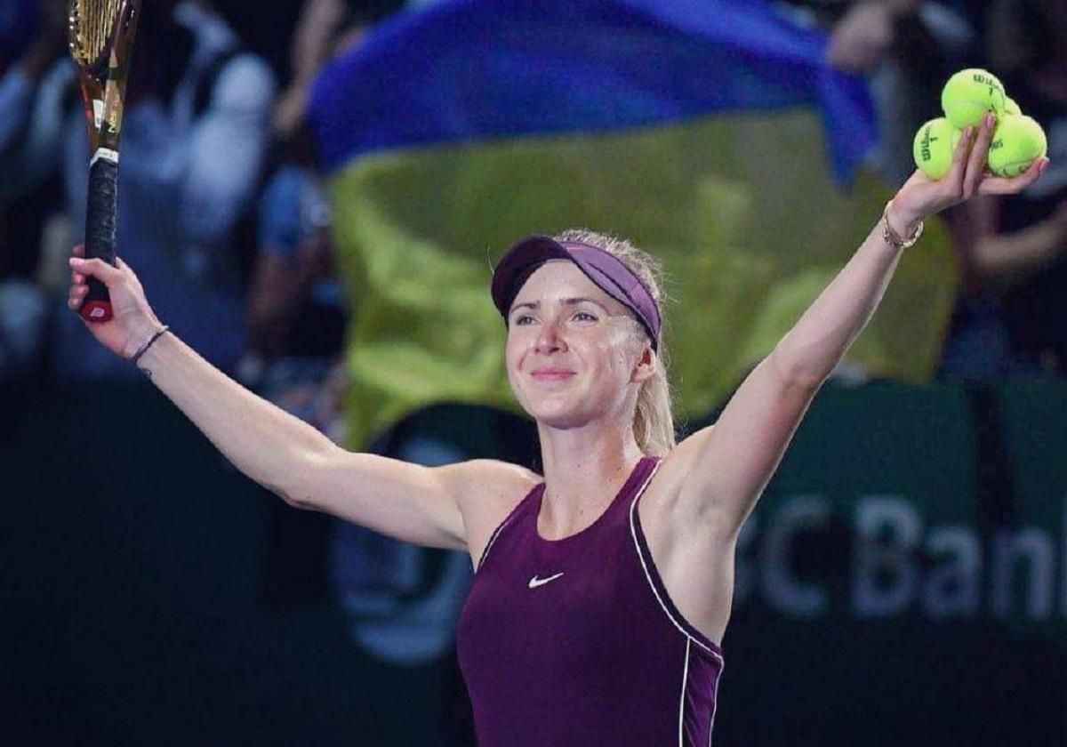 Украинские спортсмены поздравляют с Днем Флага