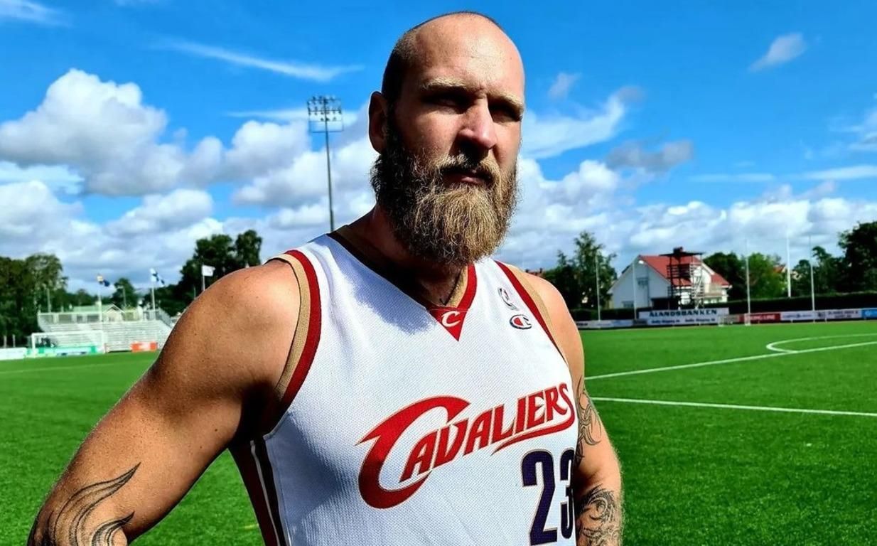 Хеленіус хоче битися з Усиком Хеленіус хоче битися з Усиком