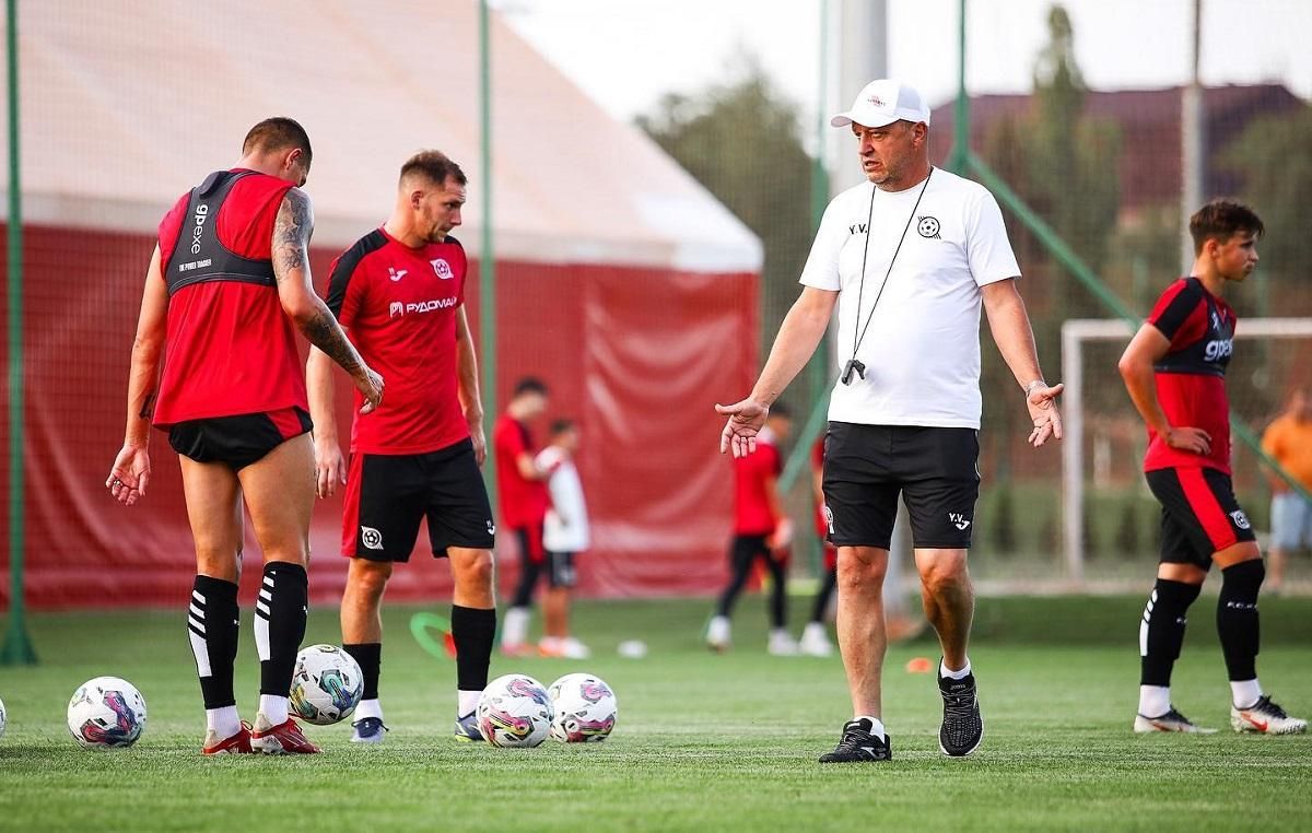 Вернидуб отримав червону карту у матчі з Колосом - відео Вернидуб отримав червону карту у матчі з Колосом - відео