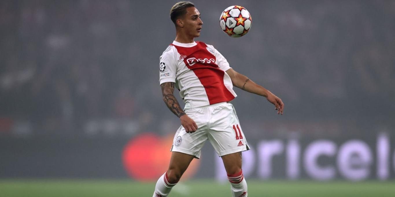 Ентоні змінив Аякс на Манчестер Юнайтед Ентоні змінив Аякс на Манчестер Юнайтед