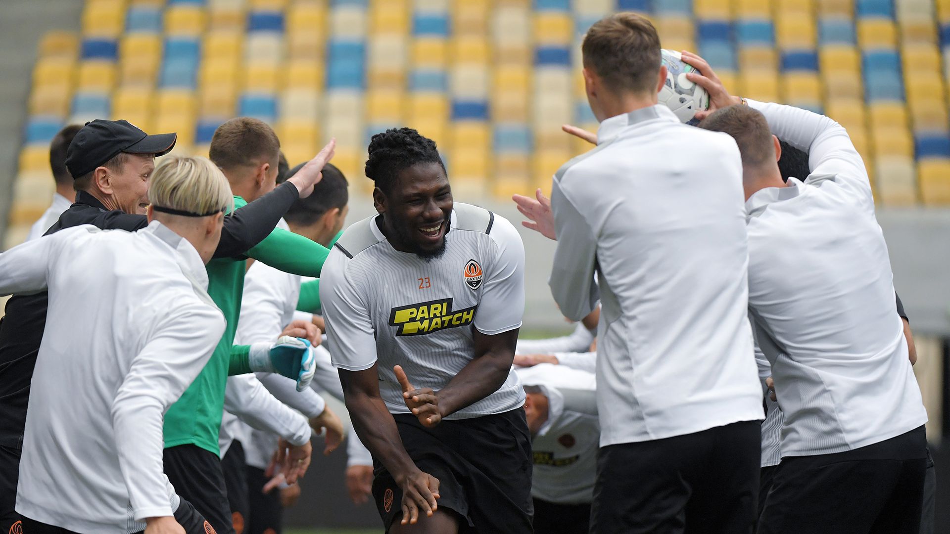 Лассіна Траоре повернувся в Україну попри війну Лассіна Траоре повернувся в Україну попри війну