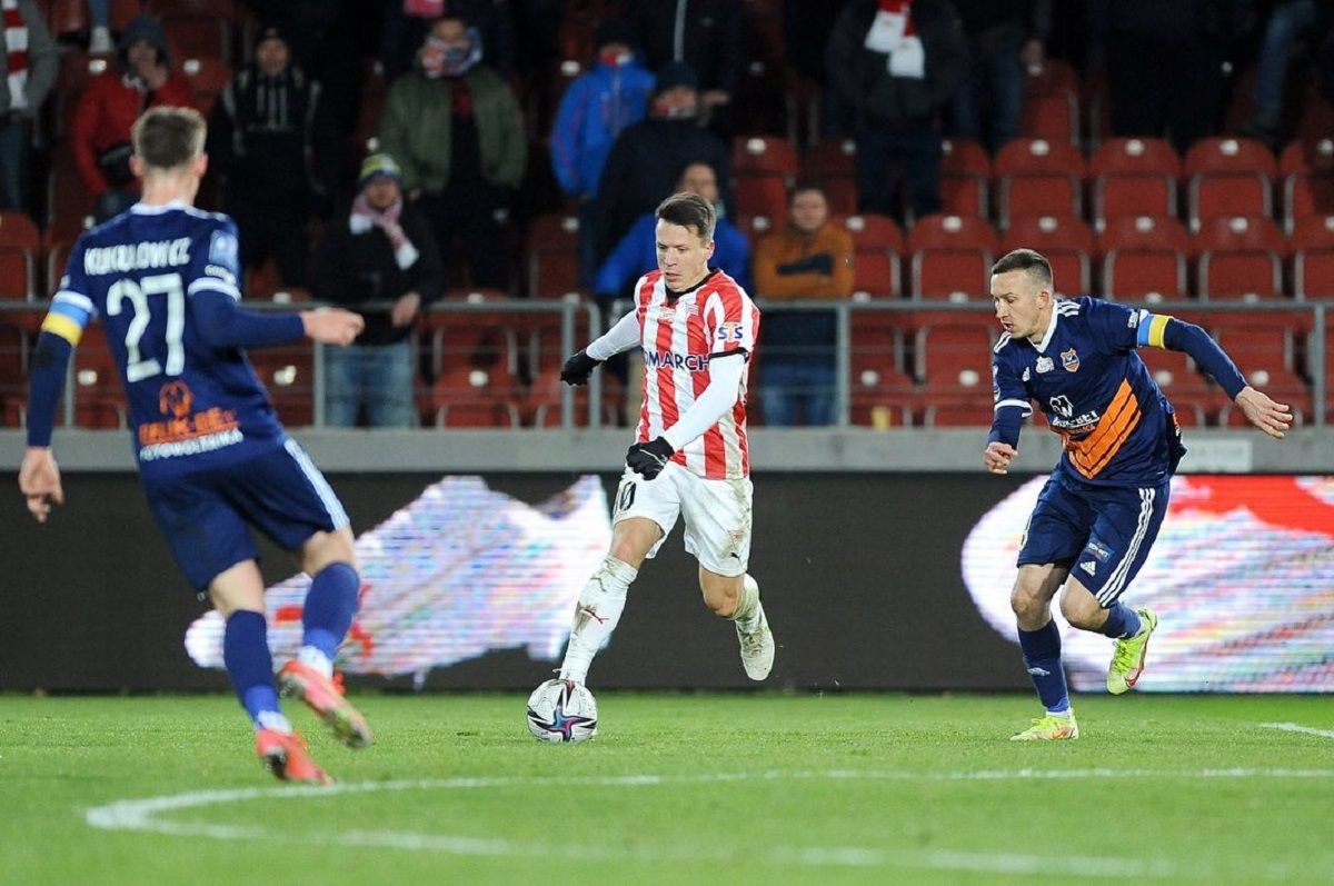 Евгений Коноплянка Евгений Коноплянка