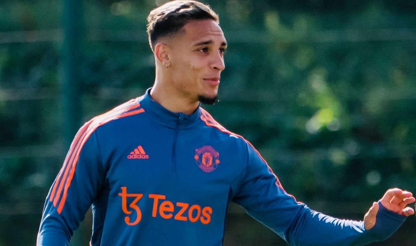 Ентоні - рекордне підписання літа 2022 року Ентоні - рекордне підписання літа 2022 року