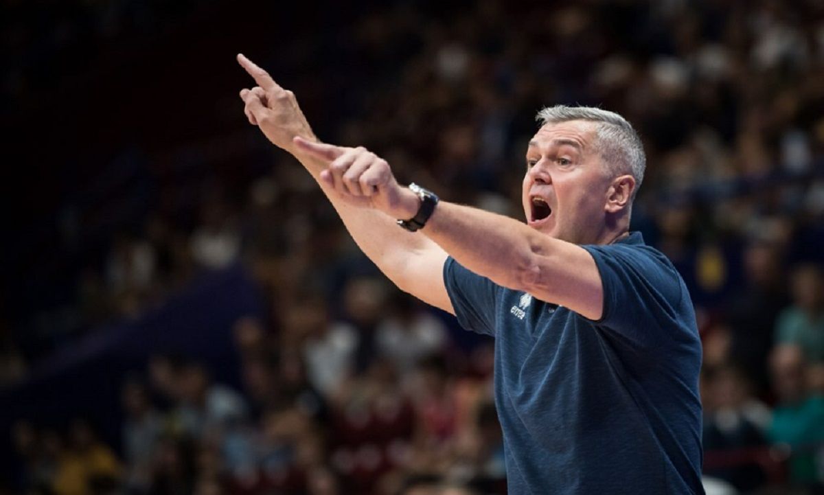 Трансляцию матча Украина – Италия приостановили из-за нецензурной лексики тренера - 24 канал Спорт Трансляцию матча Украина – Италия приостановили из-за нецензурной лексики тренера - 24 канал Спорт