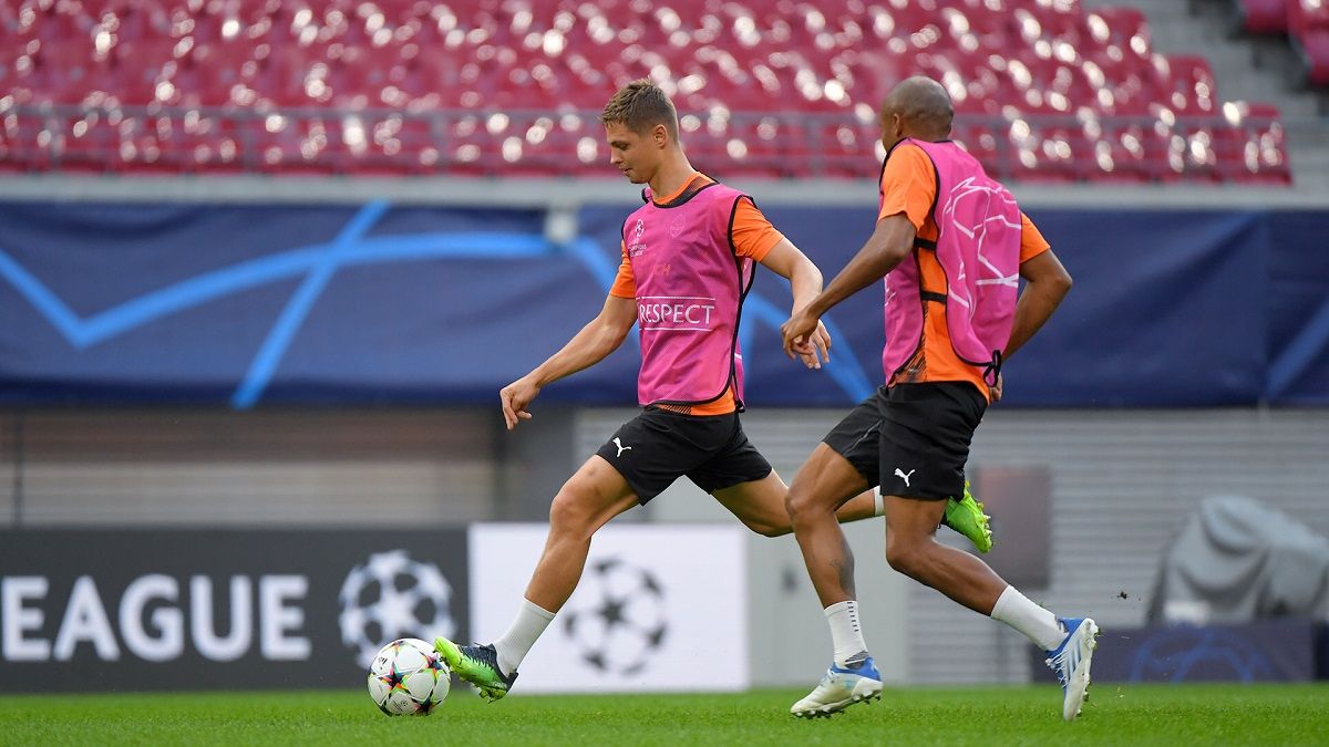 УЄФА не дозволила Шахтарю наносити логотип United24 на форму в матчах ЛЧ - 24 канал Спорт УЄФА не дозволила Шахтарю наносити логотип United24 на форму в матчах ЛЧ - 24 канал Спорт