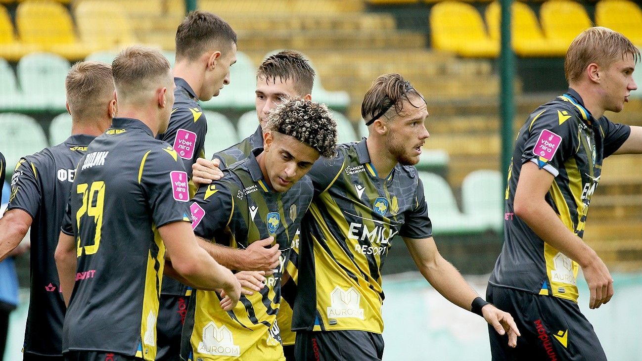 Движение победило дома Зарю Движение победило дома Зарю