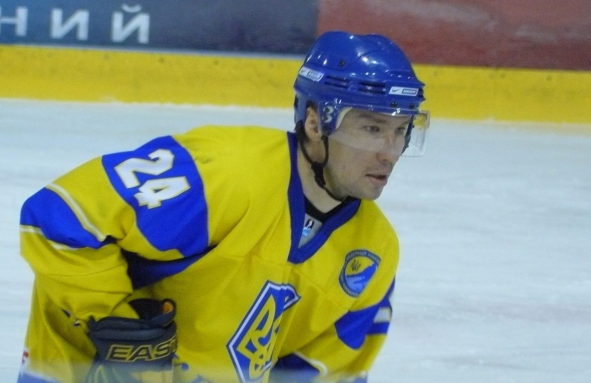 "Зараз там, де найгарячіше" легенда Сокола захищає країну від російських загарбників - 24 канал Спорт "Зараз там, де найгарячіше" легенда Сокола захищає країну від російських загарбників - 24 канал Спорт