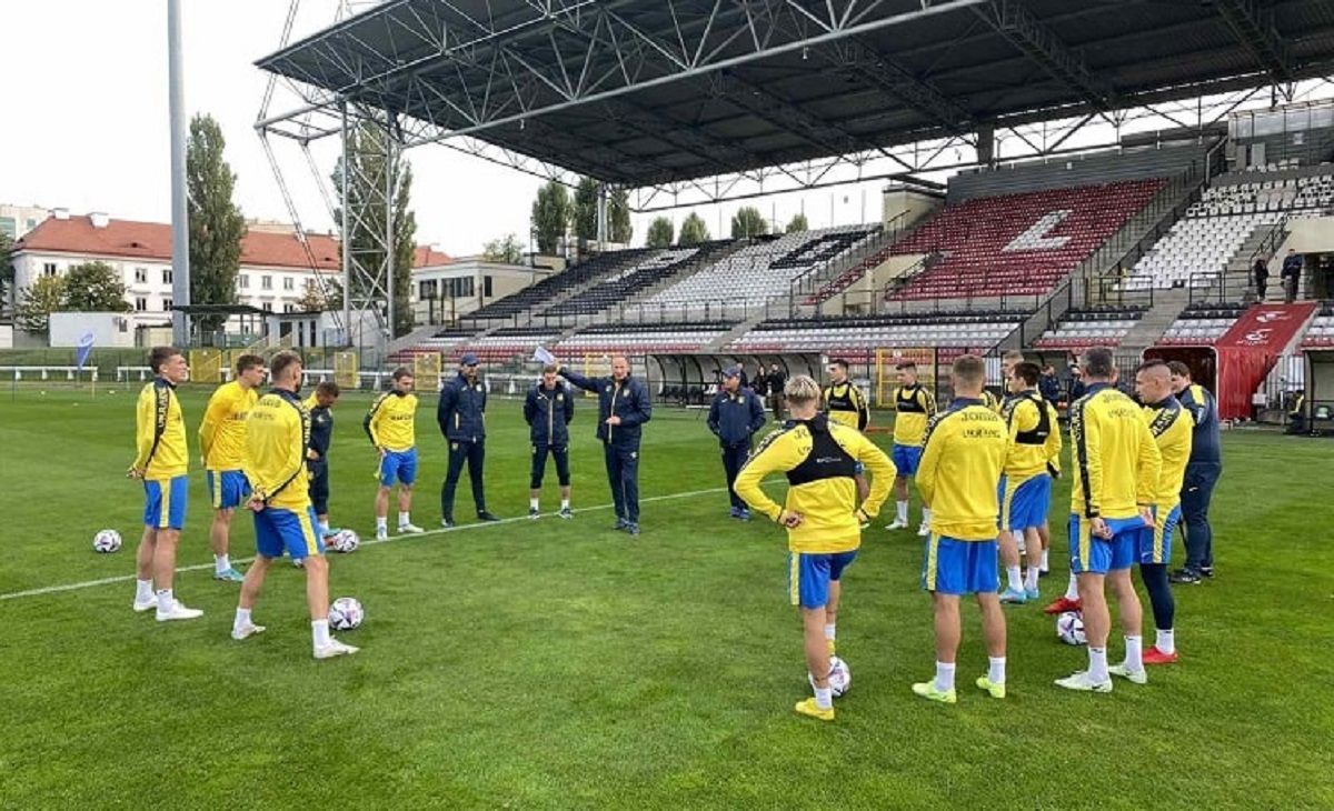 Подвійне підсилення  збірна України провела повноцінне тренування у Варшаві - 24 канал Спорт