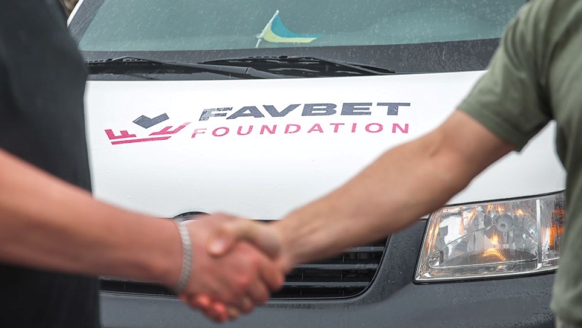 Favbet Foundation перечислил еще 600 тысяч гривен фонду "Повернись живим" Favbet Foundation перечислил еще 600 тысяч гривен фонду "Повернись живим"