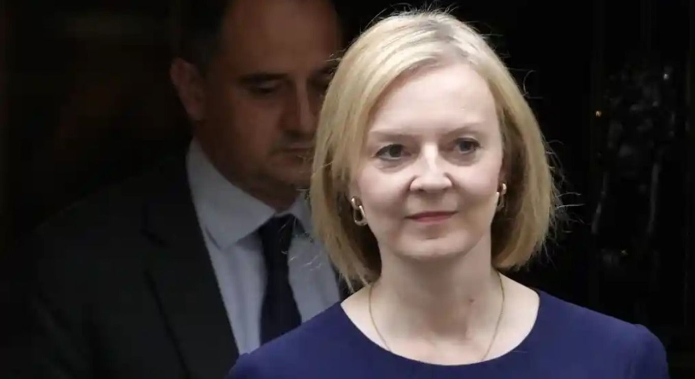 Ліз Трасс Ліз Трасс