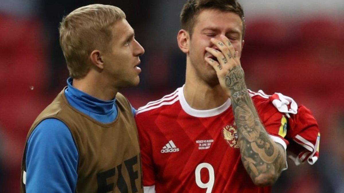 Повернулися не всі: 5 представників збірної росії не полетіли додому після матчу в Киргизстані - 24 канал Спорт Повернулися не всі: 5 представників збірної росії не полетіли додому після матчу в Киргизстані - 24 канал Спорт