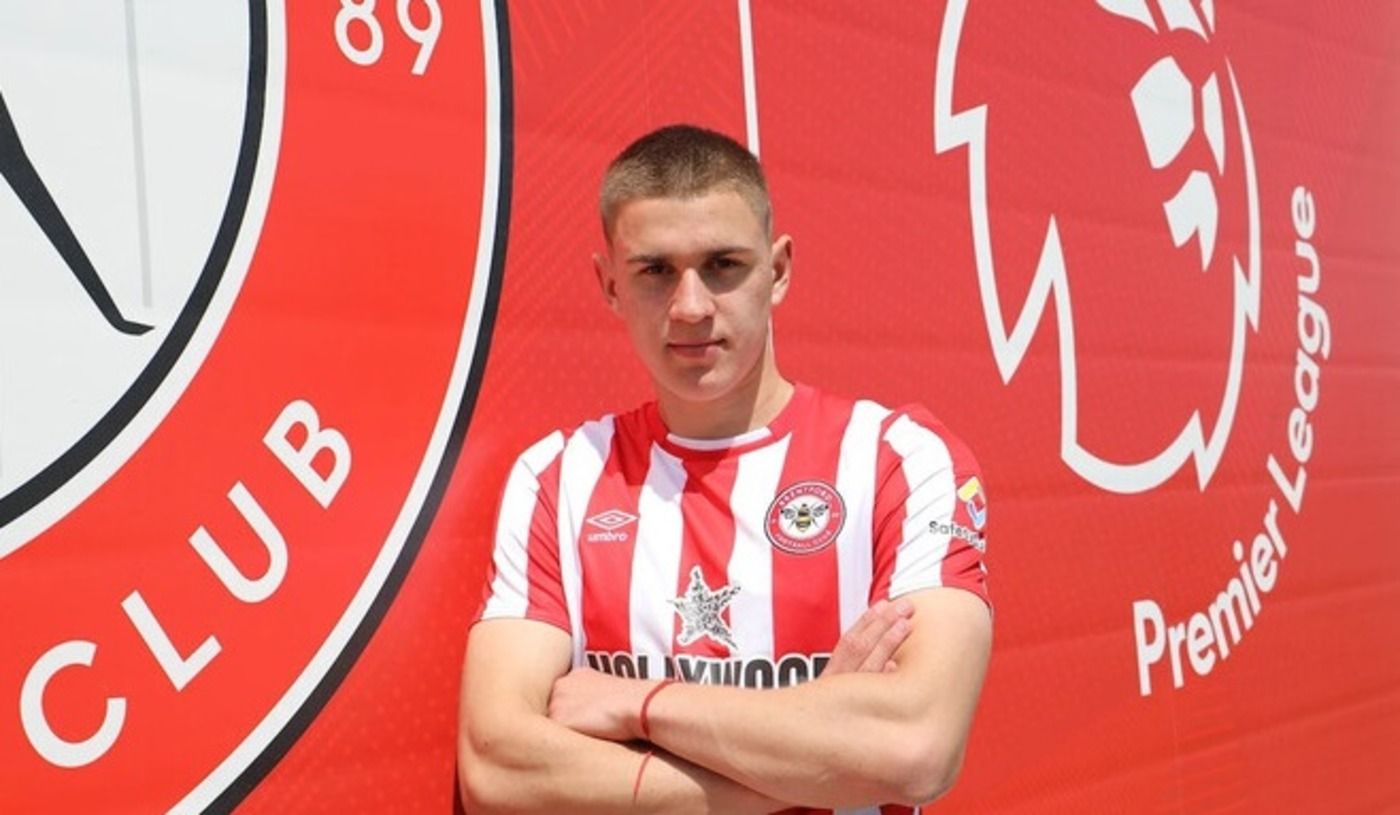 Егор Ярмолюк стал игроком Брентфорда Егор Ярмолюк стал игроком Брентфорда