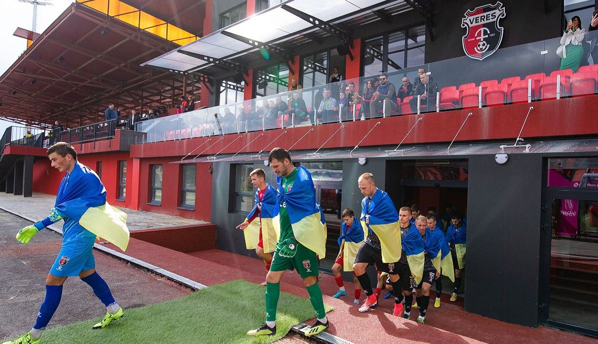 Матч Верес – Рух у 5-му турі УПЛ затримали – причина Матч Верес – Рух у 5-му турі УПЛ затримали – причина