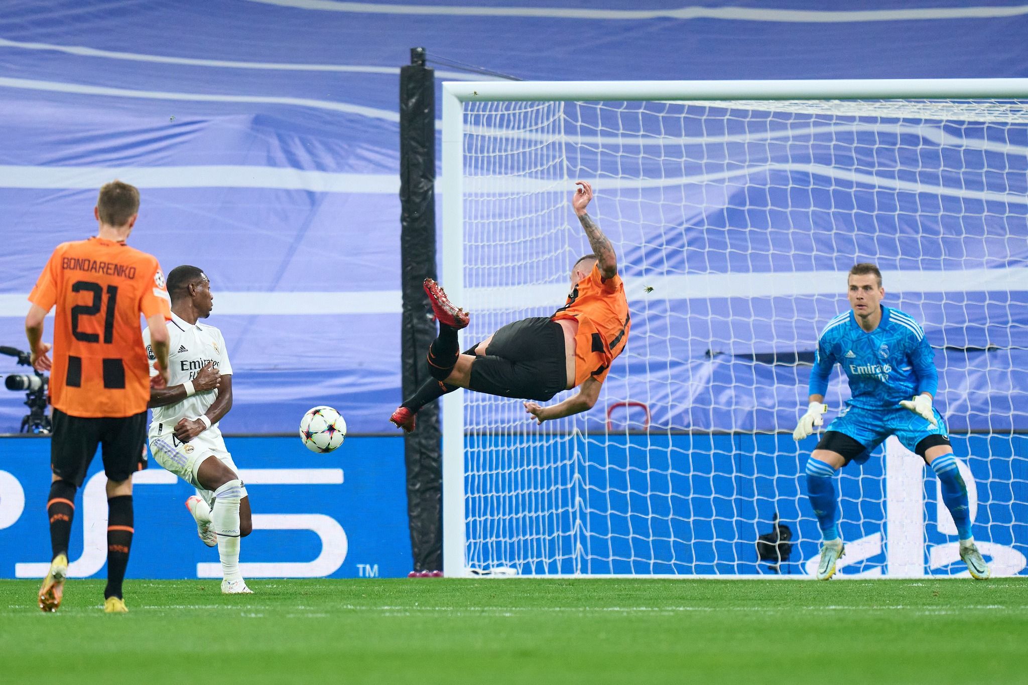 Зубков скоротив відставання від Реала Зубков скоротив відставання від Реала