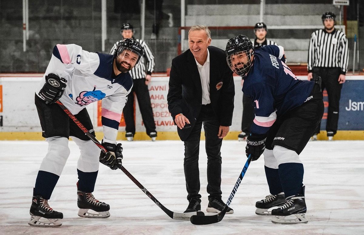 Гашек розкритикував НХЛ через допуск росіян Гашек розкритикував НХЛ через допуск росіян