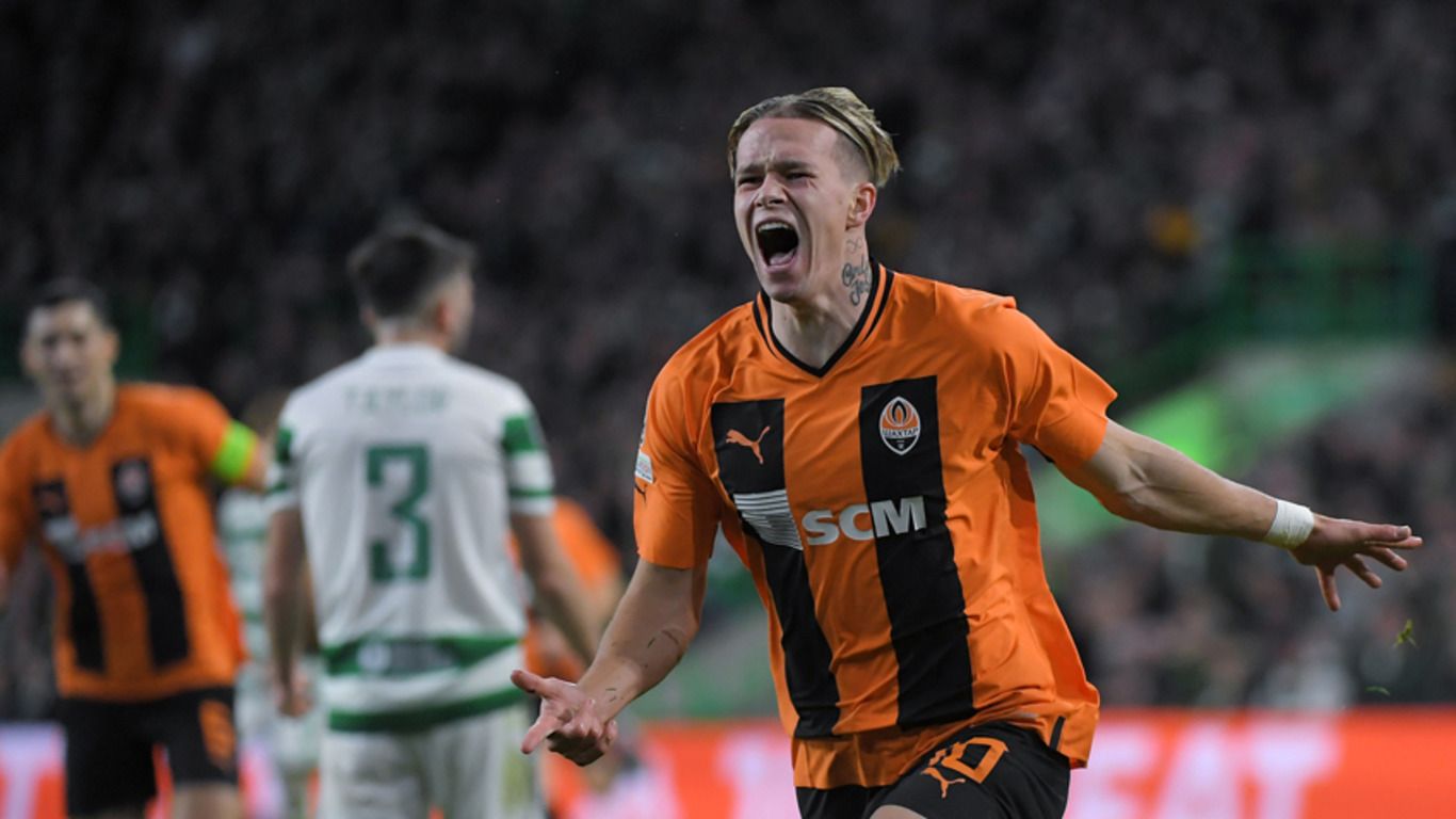 Михаил Мудрик забил крутой гол Селтику Михаил Мудрик забил крутой гол Селтику