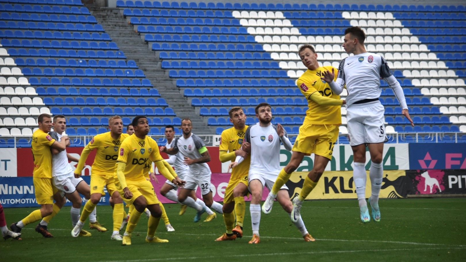 Зоря перемогла Металіст Зоря перемогла Металіст