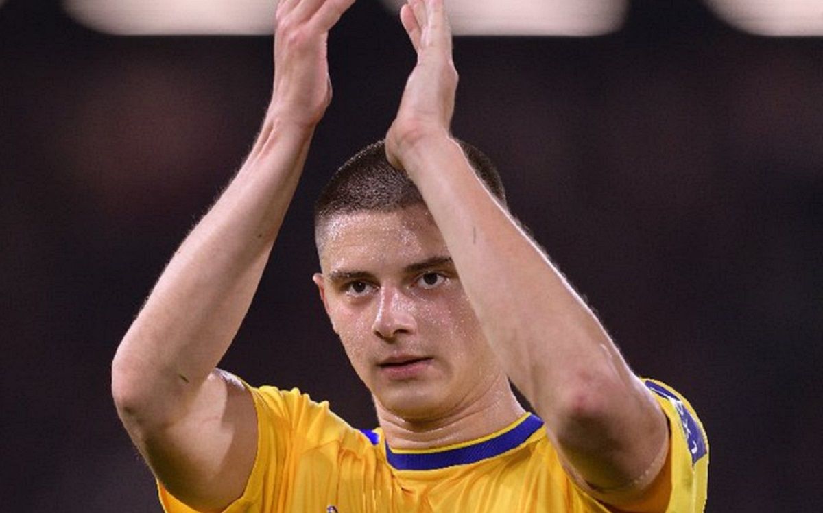 Виліт із Кубку ліги – фанати Евертона вимагають повернути Миколенка до основи Виліт із Кубку ліги – фанати Евертона вимагають повернути Миколенка до основи