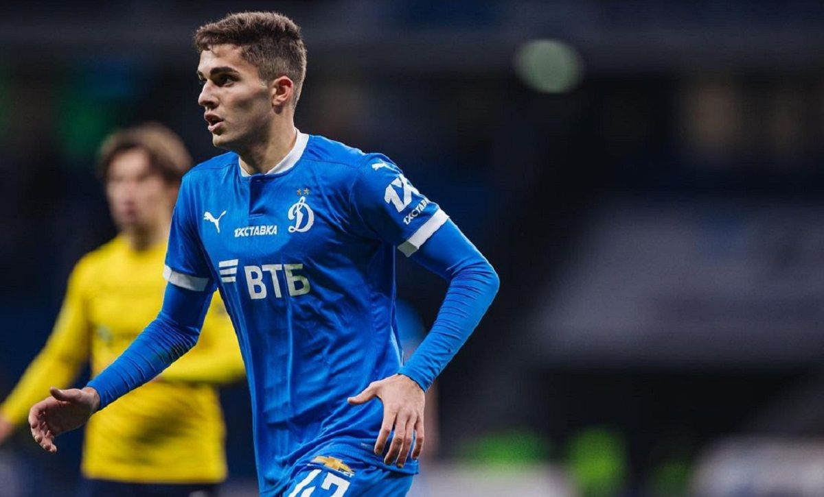 Почему футболист сборной России Захарян хочет получить паспорт Армении – причина Почему футболист сборной России Захарян хочет получить паспорт Армении – причина