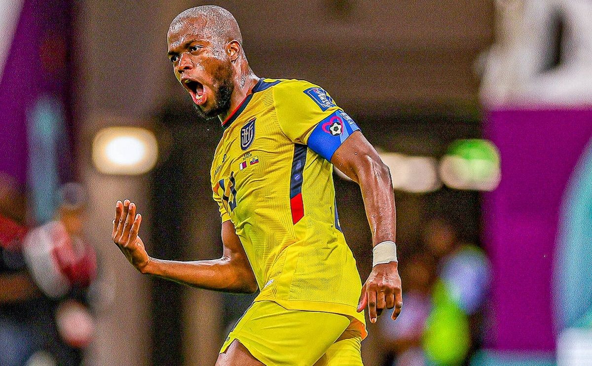 Катар – Эквадор – герой матча ЧМ-2022 поддержал Украину в войне против России – фото Катар – Эквадор – герой матча ЧМ-2022 поддержал Украину в войне против России – фото