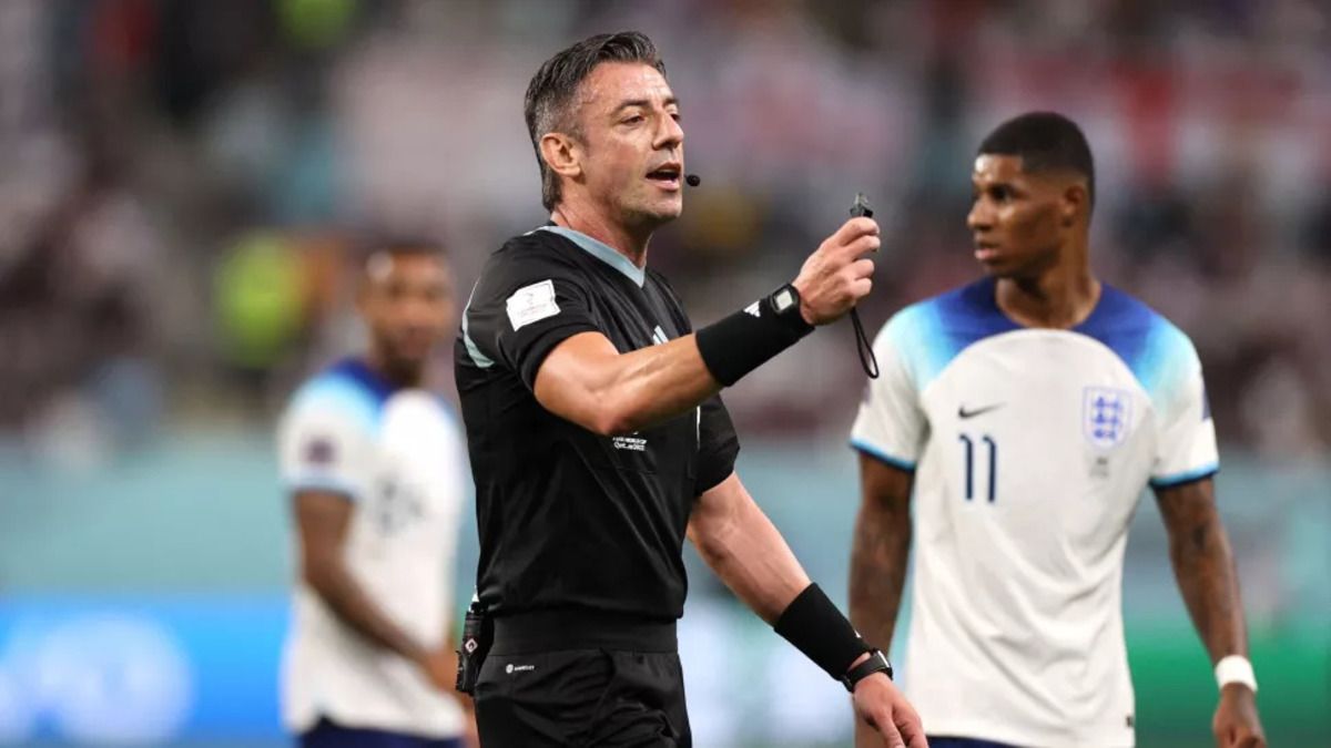 Компенсований час на ЧС-2022 – Колліна пояснив дивні рішення арбітрів - 24 канал Спорт Компенсований час на ЧС-2022 – Колліна пояснив дивні рішення арбітрів - 24 канал Спорт