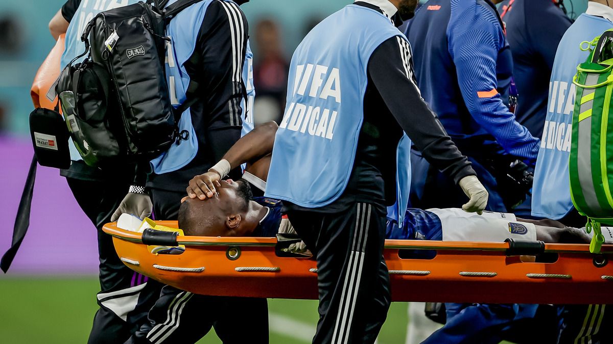 Эннер Валенсия рискует пропустить матчи ЧМ-2022 Эннер Валенсия рискует пропустить матчи ЧМ-2022